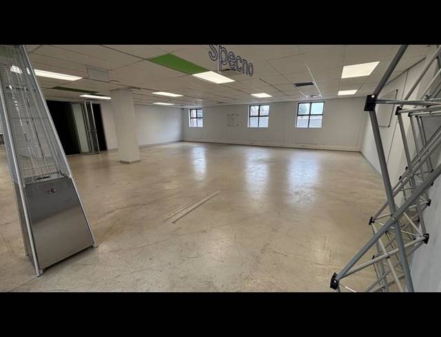 BUSINESS PROPERTY TO RENT IN CENTURY CITY